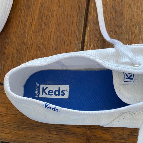 KEDS Brand New, Classic Design White Size 8.5US. The comfort that’s always there - Picture 11 of 13
